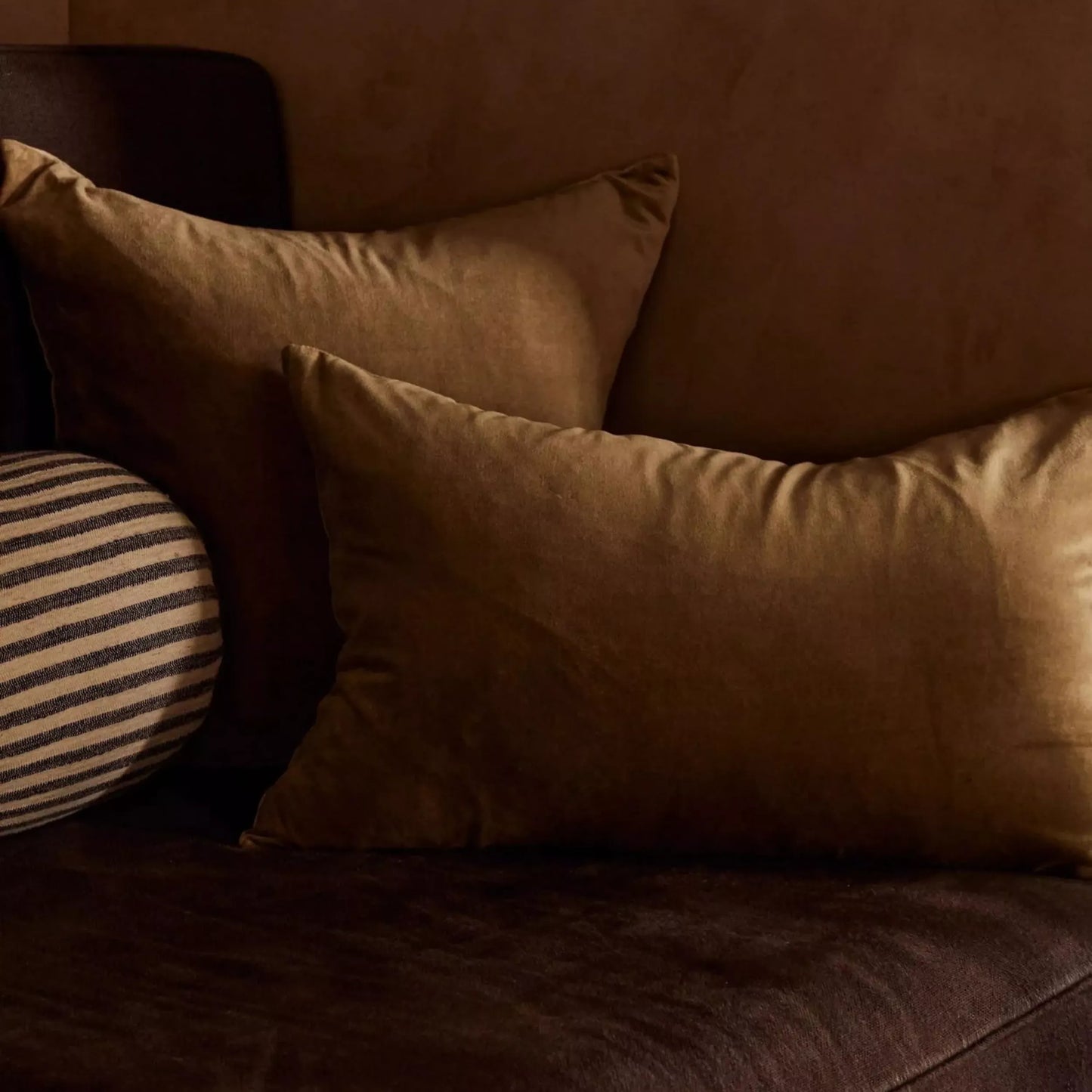 Linen/Velvet Bolster Cushion - Olive