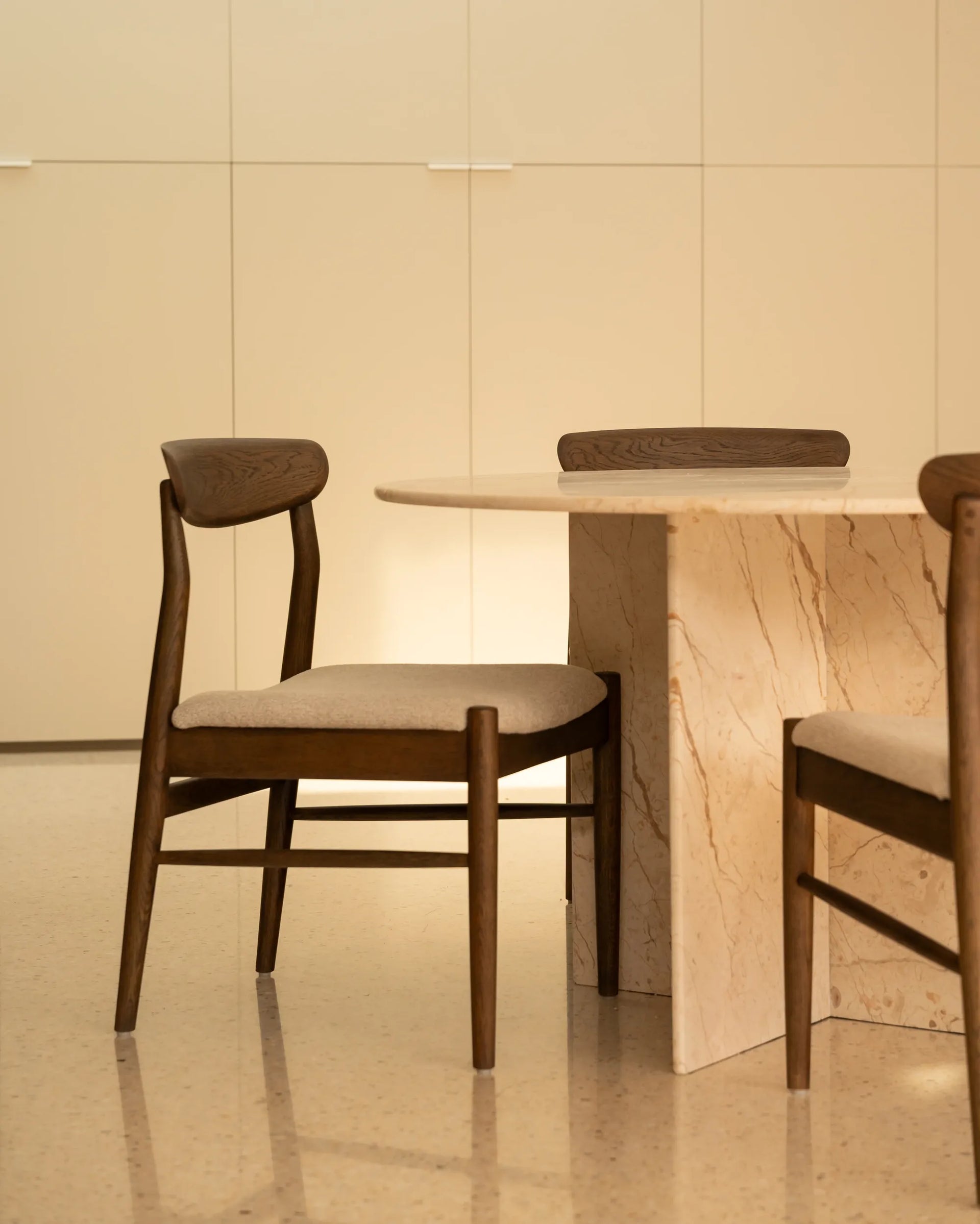 Clara Round Dining Table 120cm - Desert Rose Marble