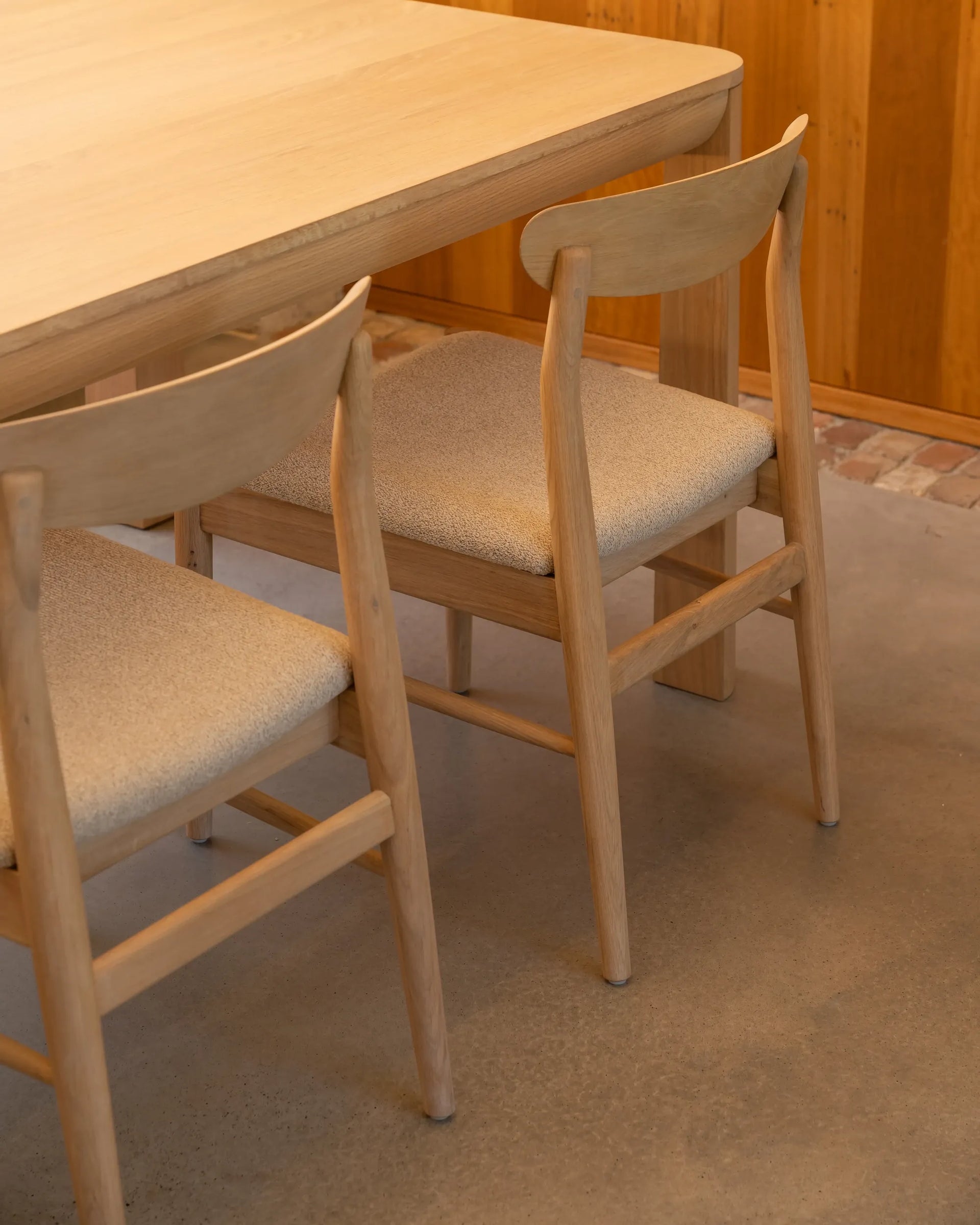 Henri Dining Chair - Oak / Tate Biscotti