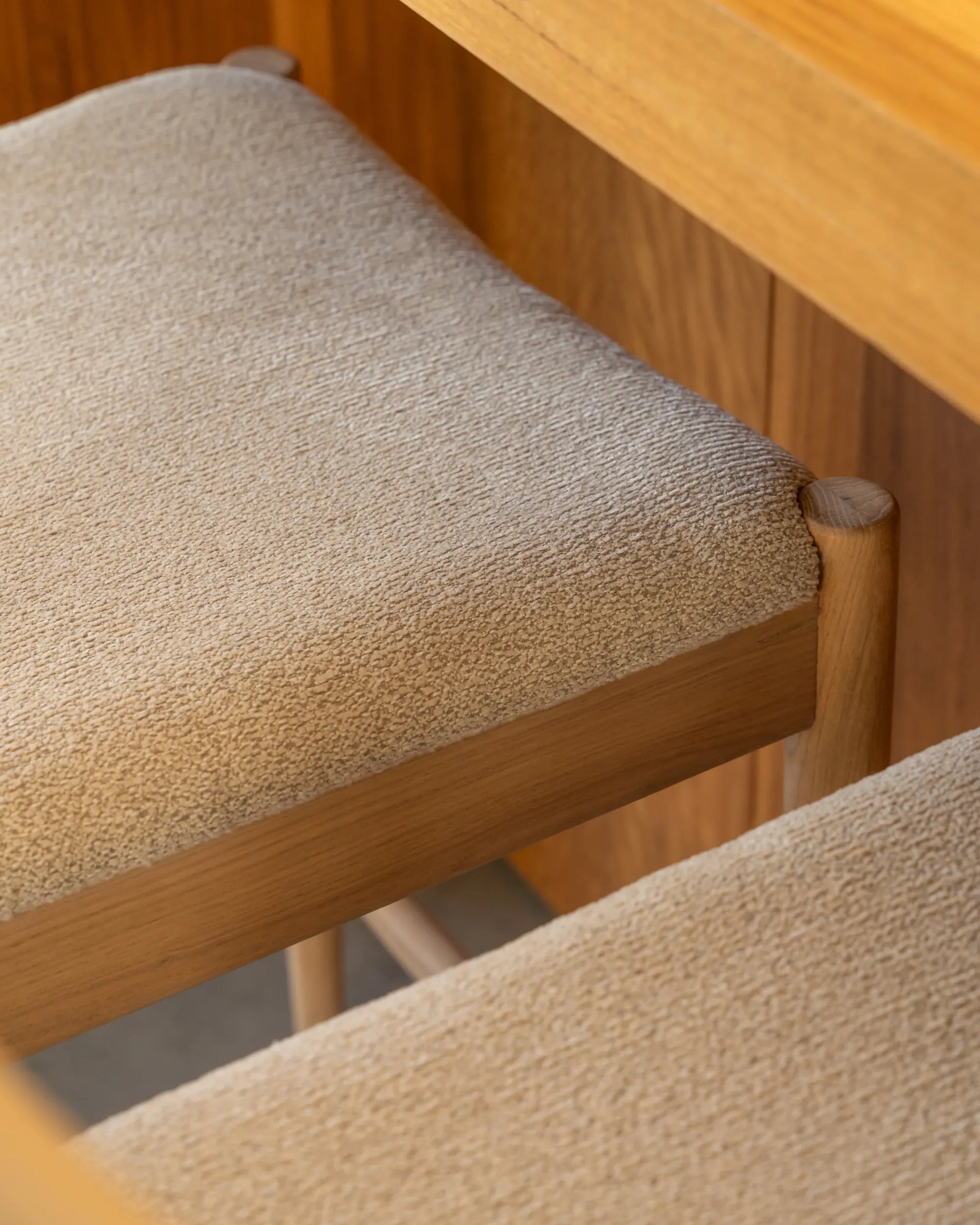 Henri Bar Stool 65cm - Oak / Tate Biscotti