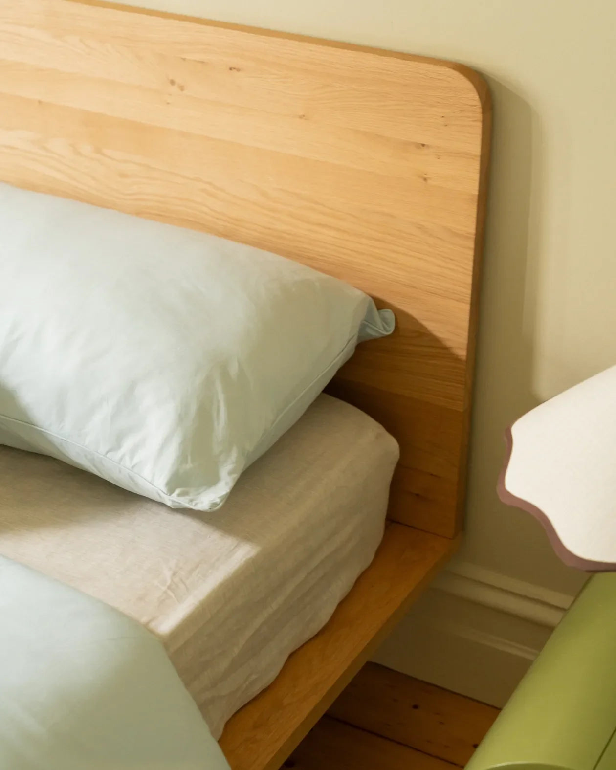 Serene Queen Bed Base - Oak