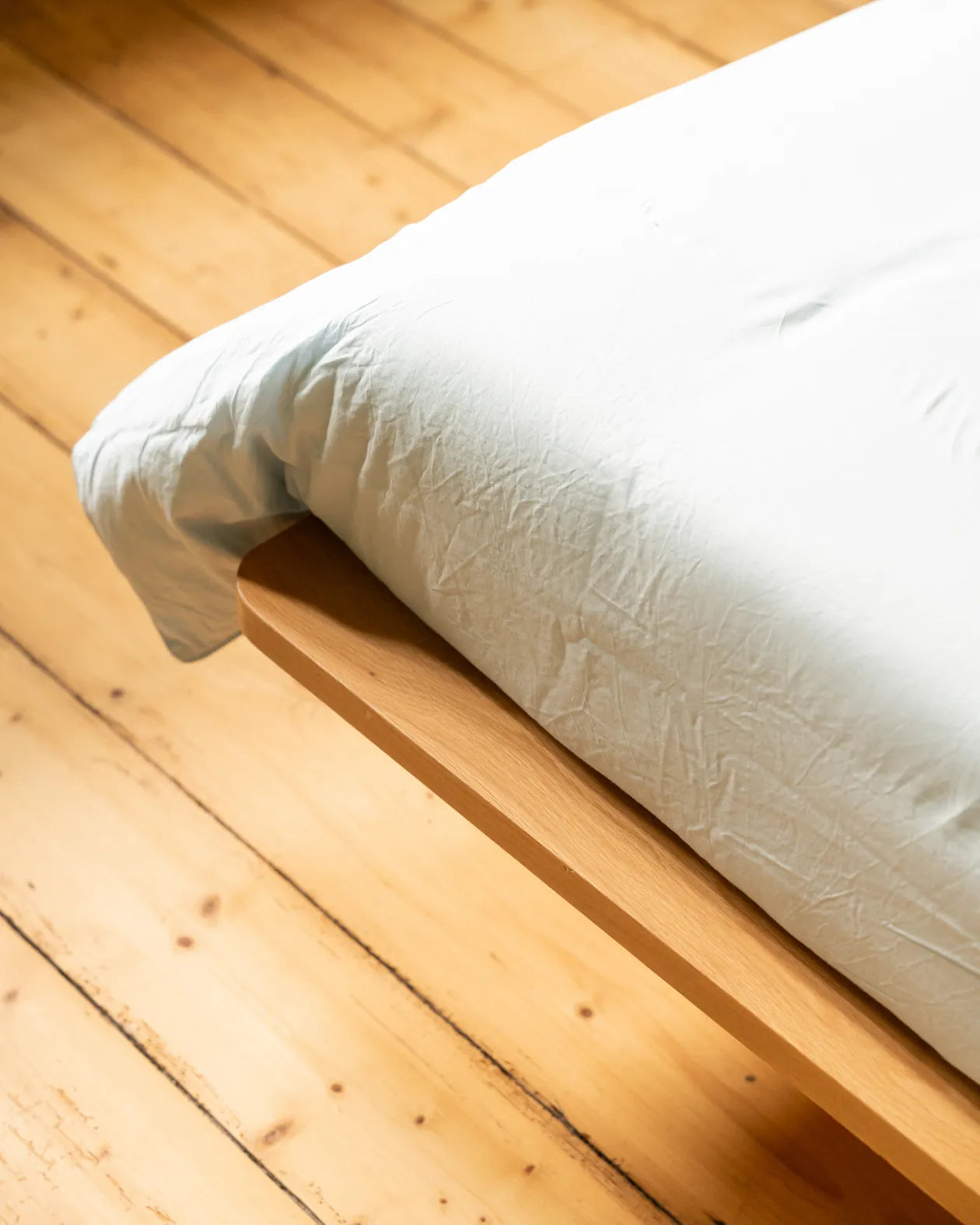 Serene Queen Bed Base - Oak