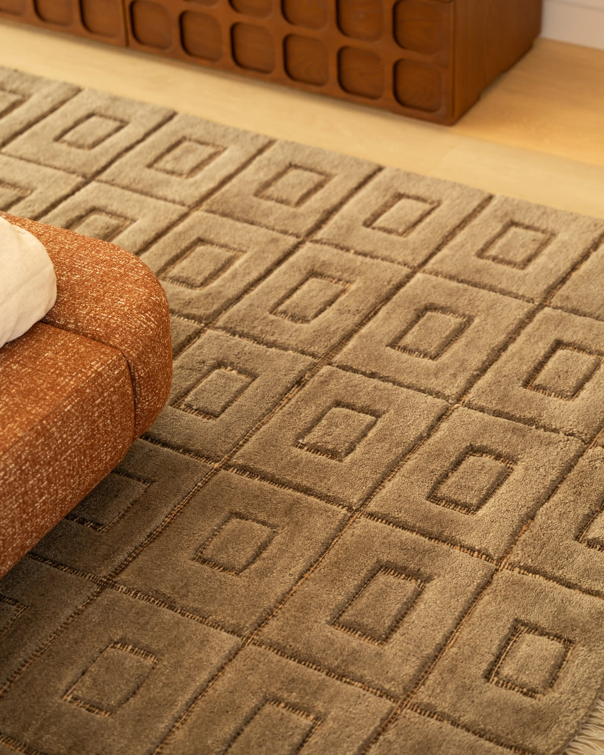 Sonny Rug - Trunk 200cm x 300cm