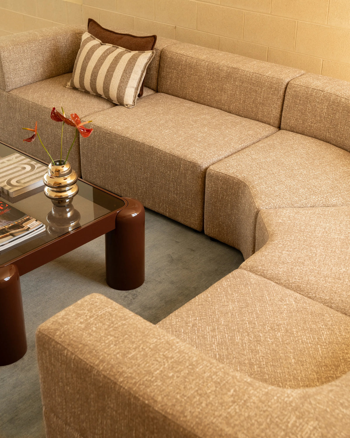 Stretch 4 Seater Chaise Sofa - Fleck Smoke