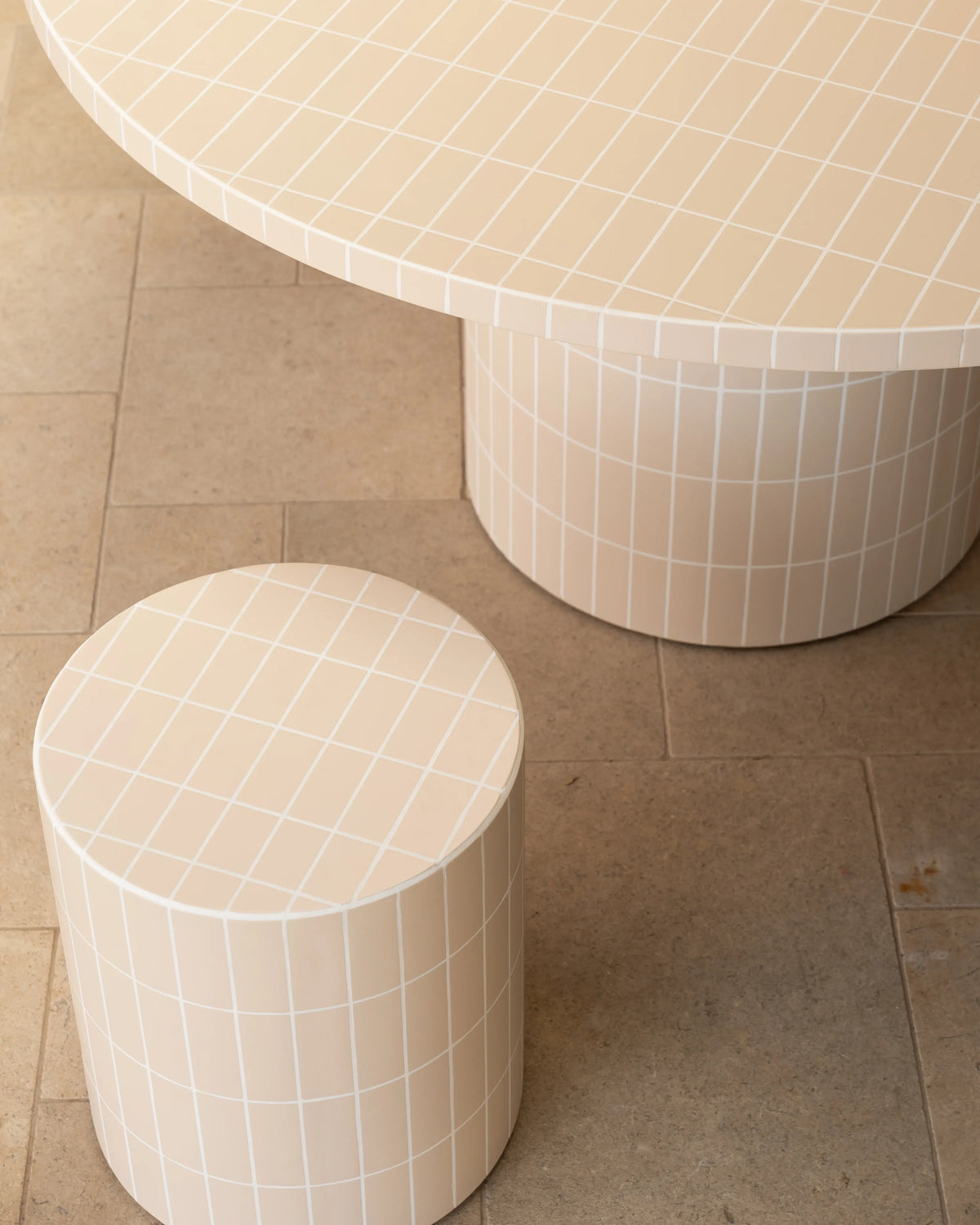 Terraza Outdoor Round Stool - Oyster