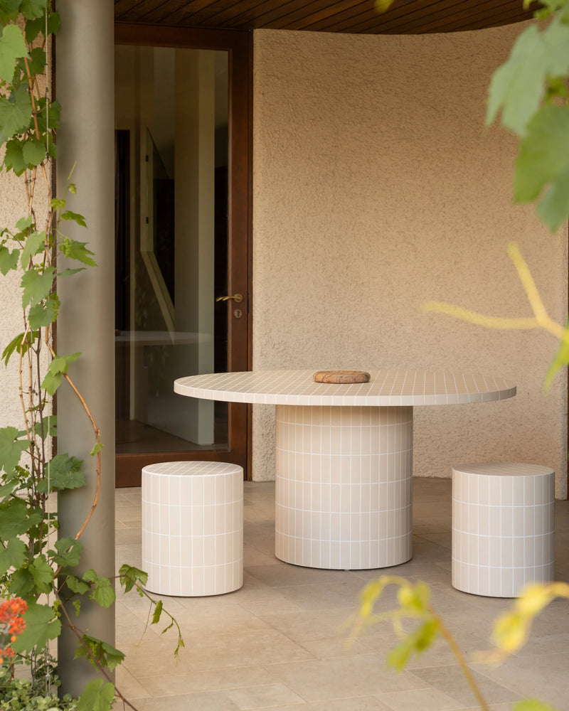 Terraza Outdoor Round Stool - Oyster