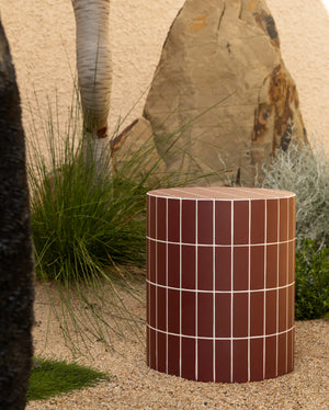 Terraza Outdoor Round Stool - Pimento