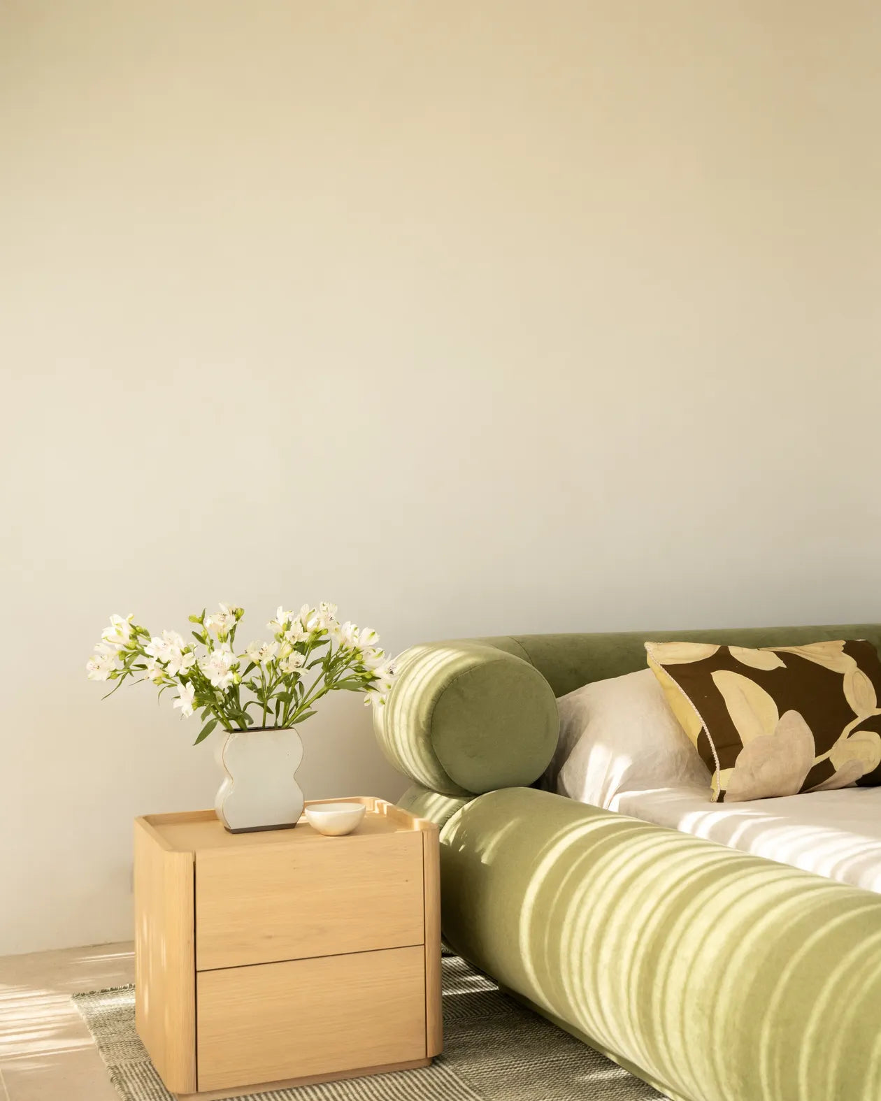 Trim Bedside Table - Oak