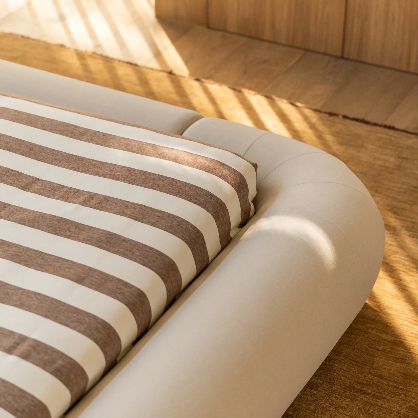 Restore King Bed - Eden Ecru