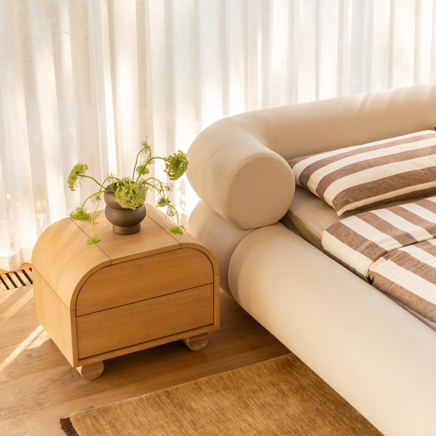 Restore King Bed - Eden Ecru