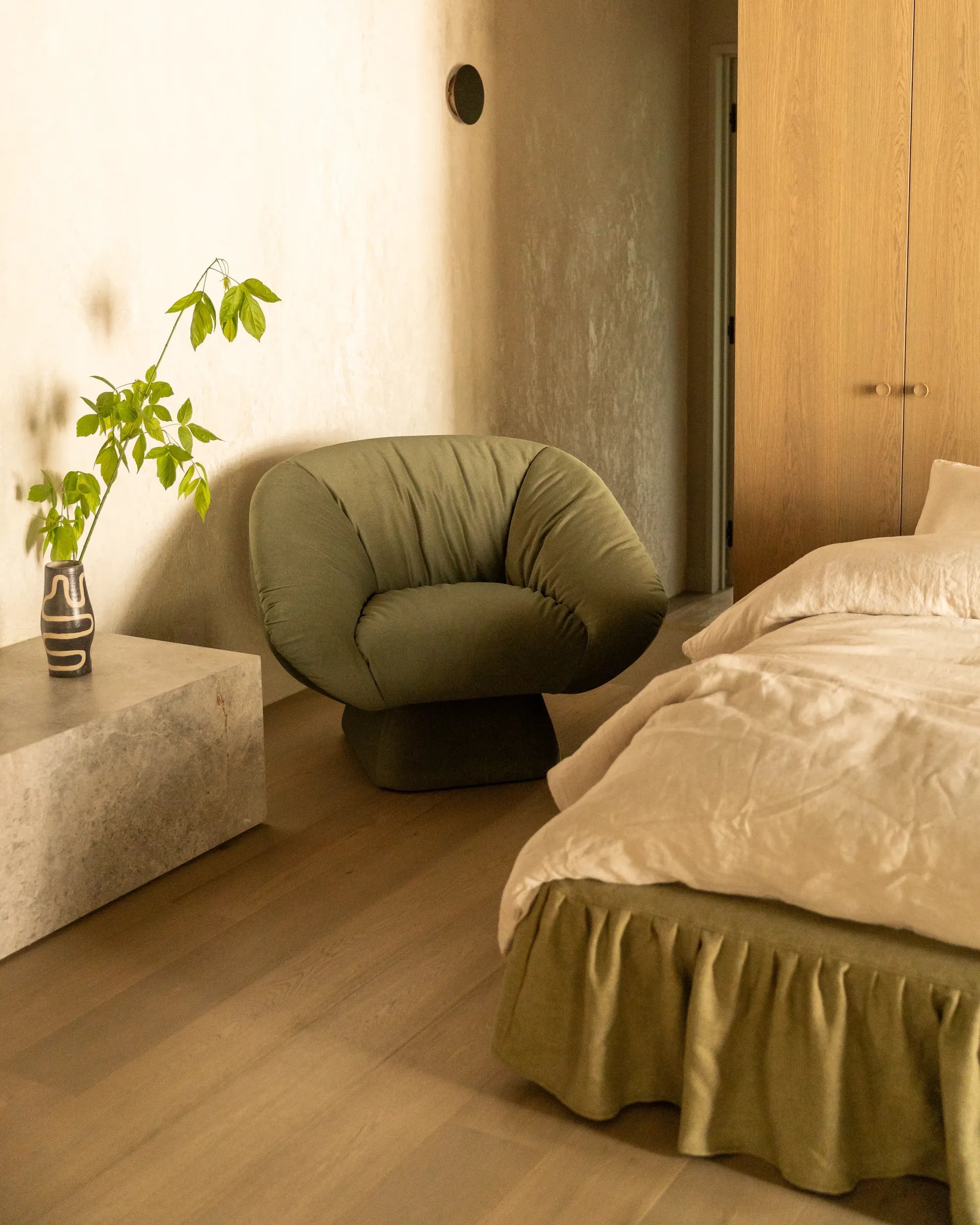 Ritual Queen Bed - Fossil Eucalyptus