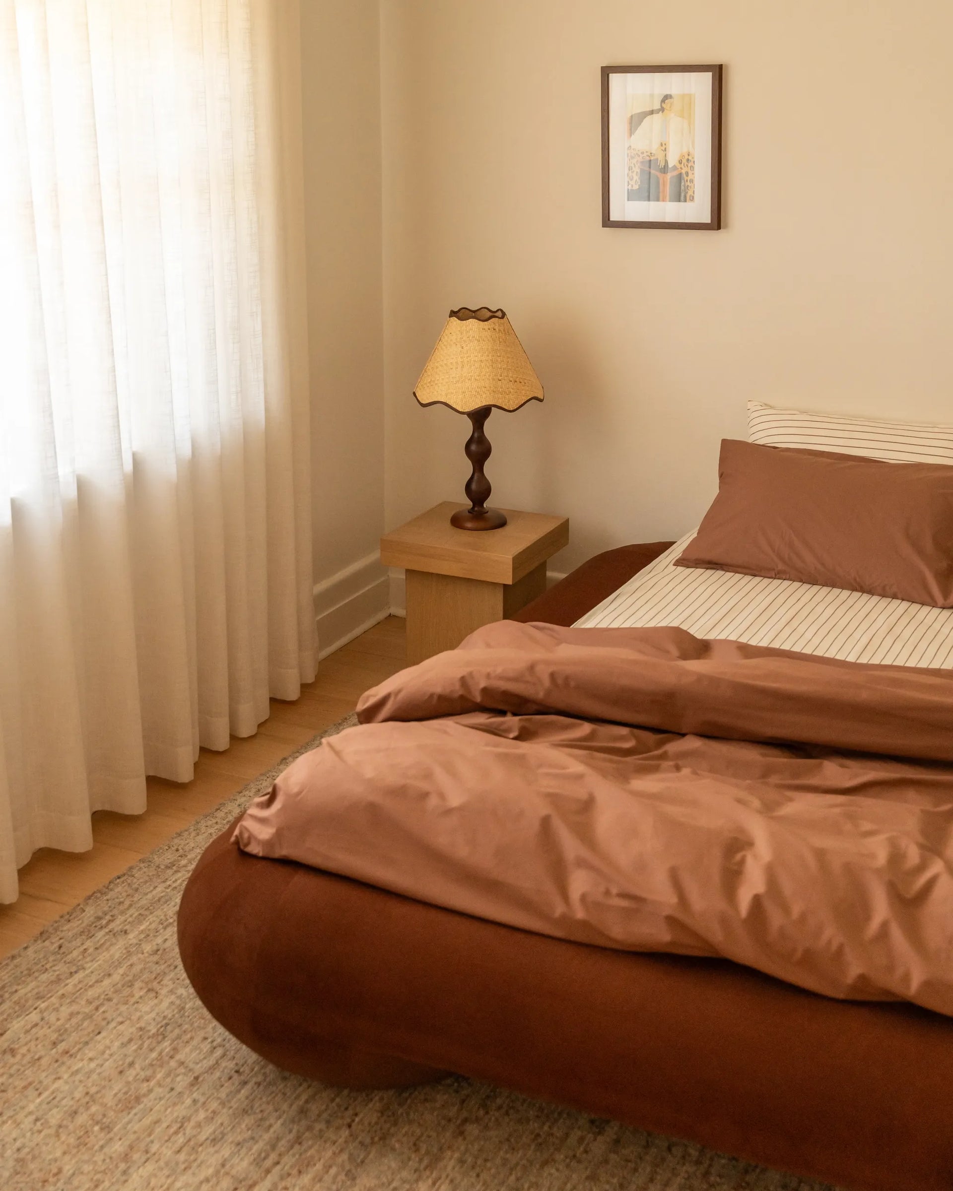Lune Queen Bed - Eden Brick