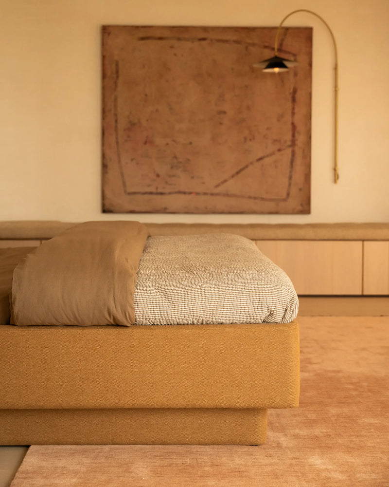 Hiatus King Bed Base - Fossil Fawn