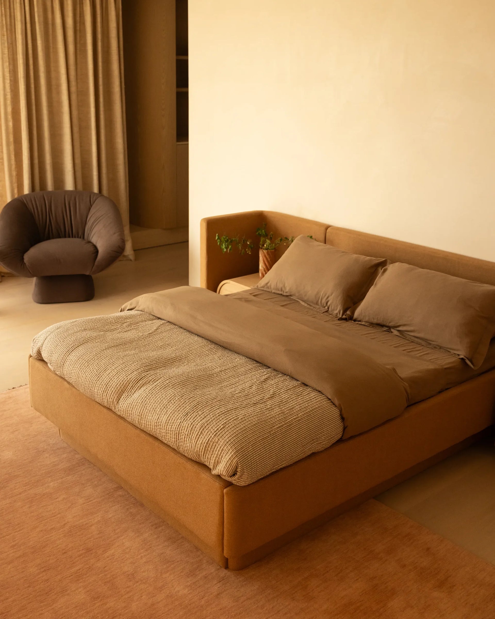 Hiatus Queen Bed Base - Fossil Fawn