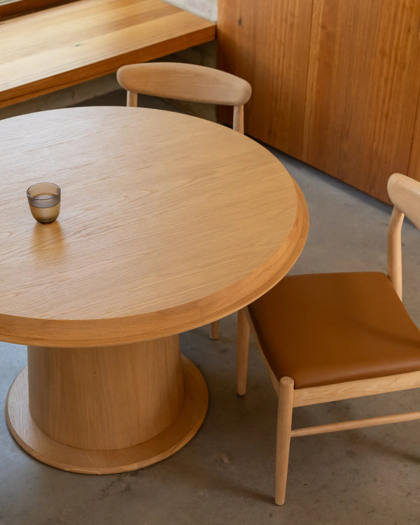 Tone Round Dining Table 120cm - Oak