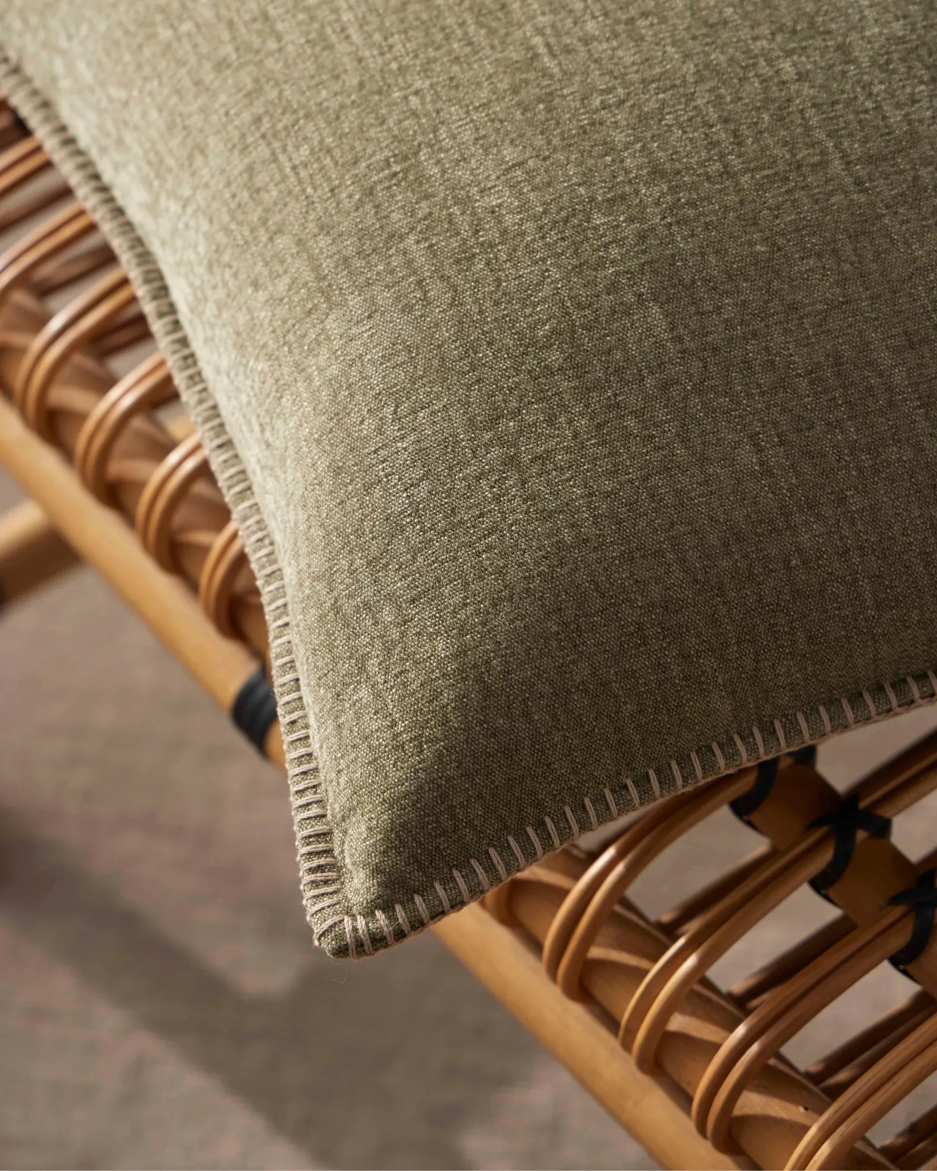 Alba Cushion - Moss