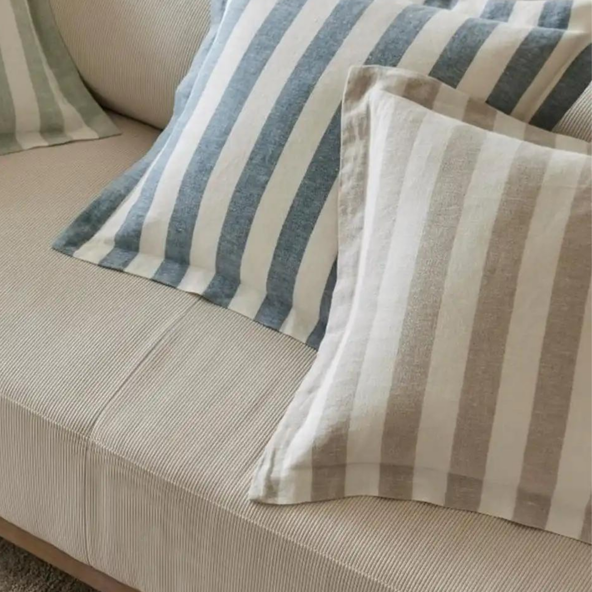 Vito Cushion - Linen