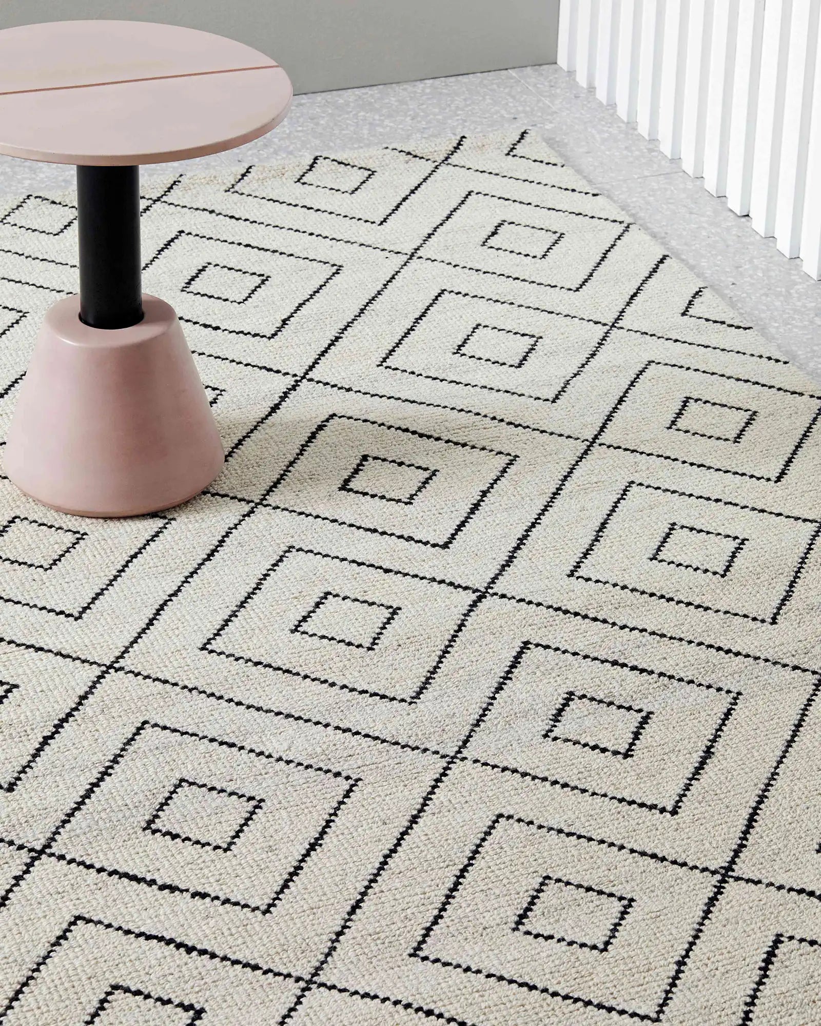 Makalu Rug - Feather 200cm x 300cm