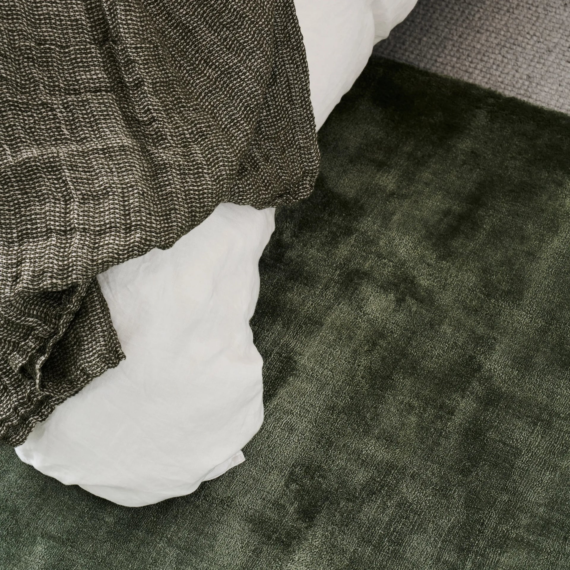 Aura Rug - Pistachio 300cm x 400cm