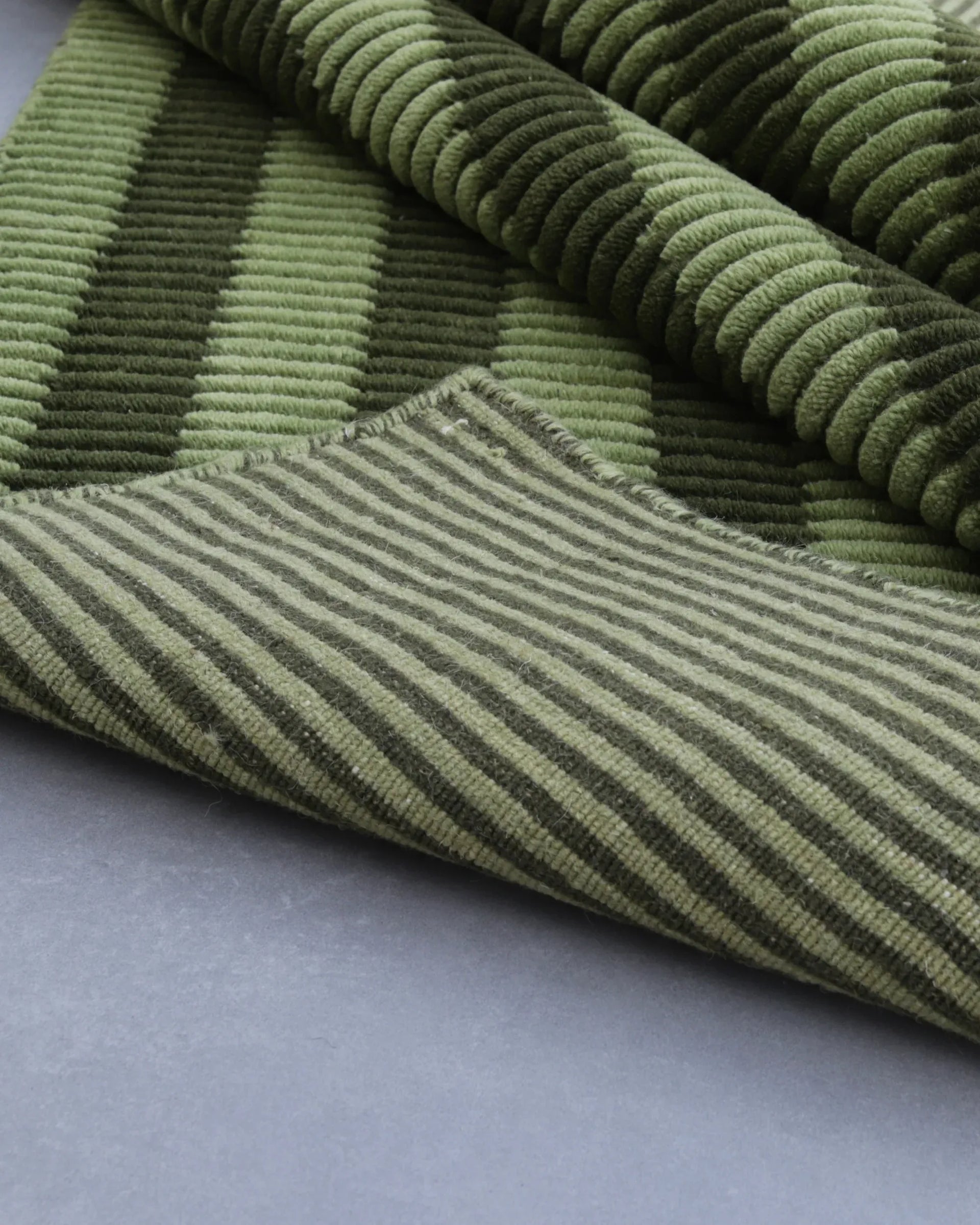 Linea Rug - Olive - 160cm x 230cm