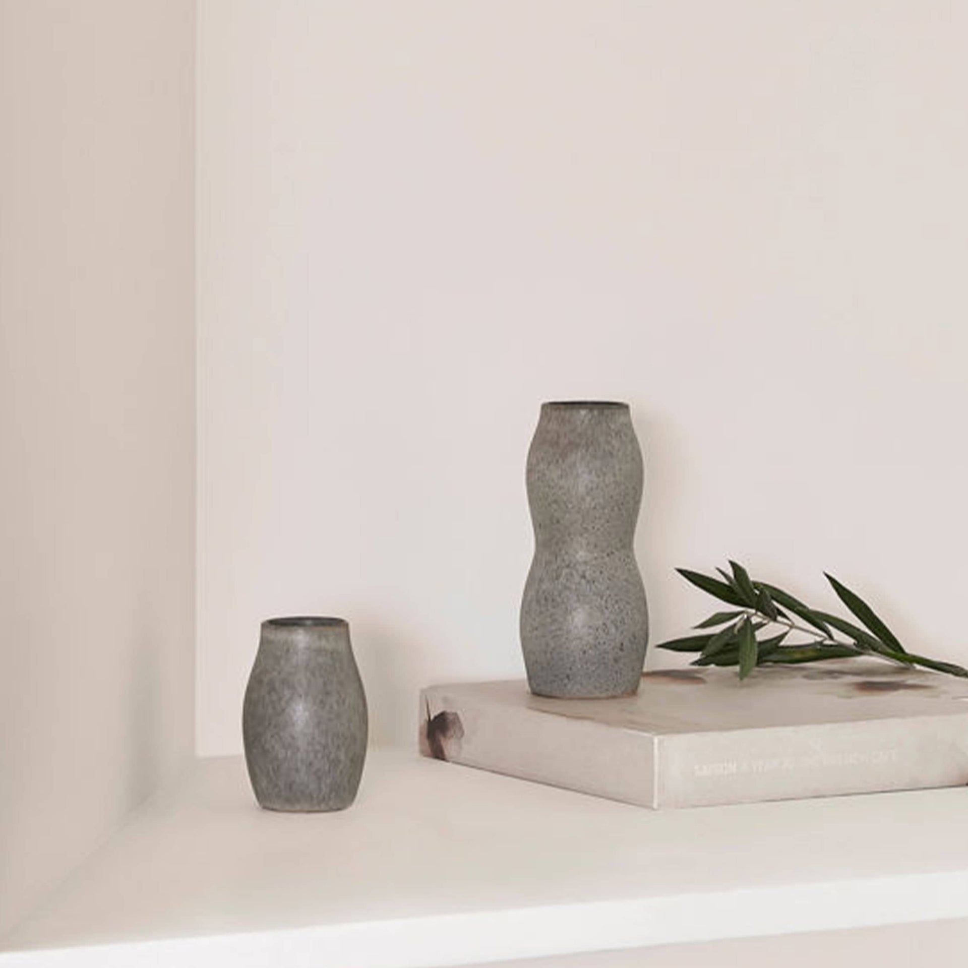 Pod Bud Vase Large - Haze