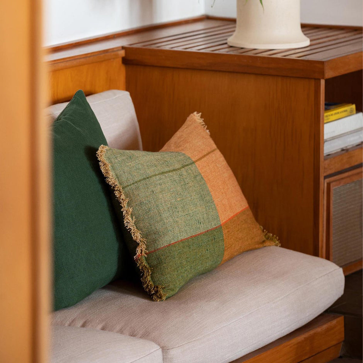 Alba Cushion - Spirulina