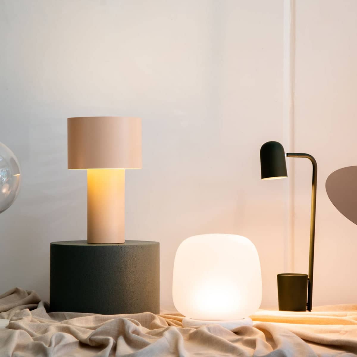 Ab Table Lamp - Frosted Clear