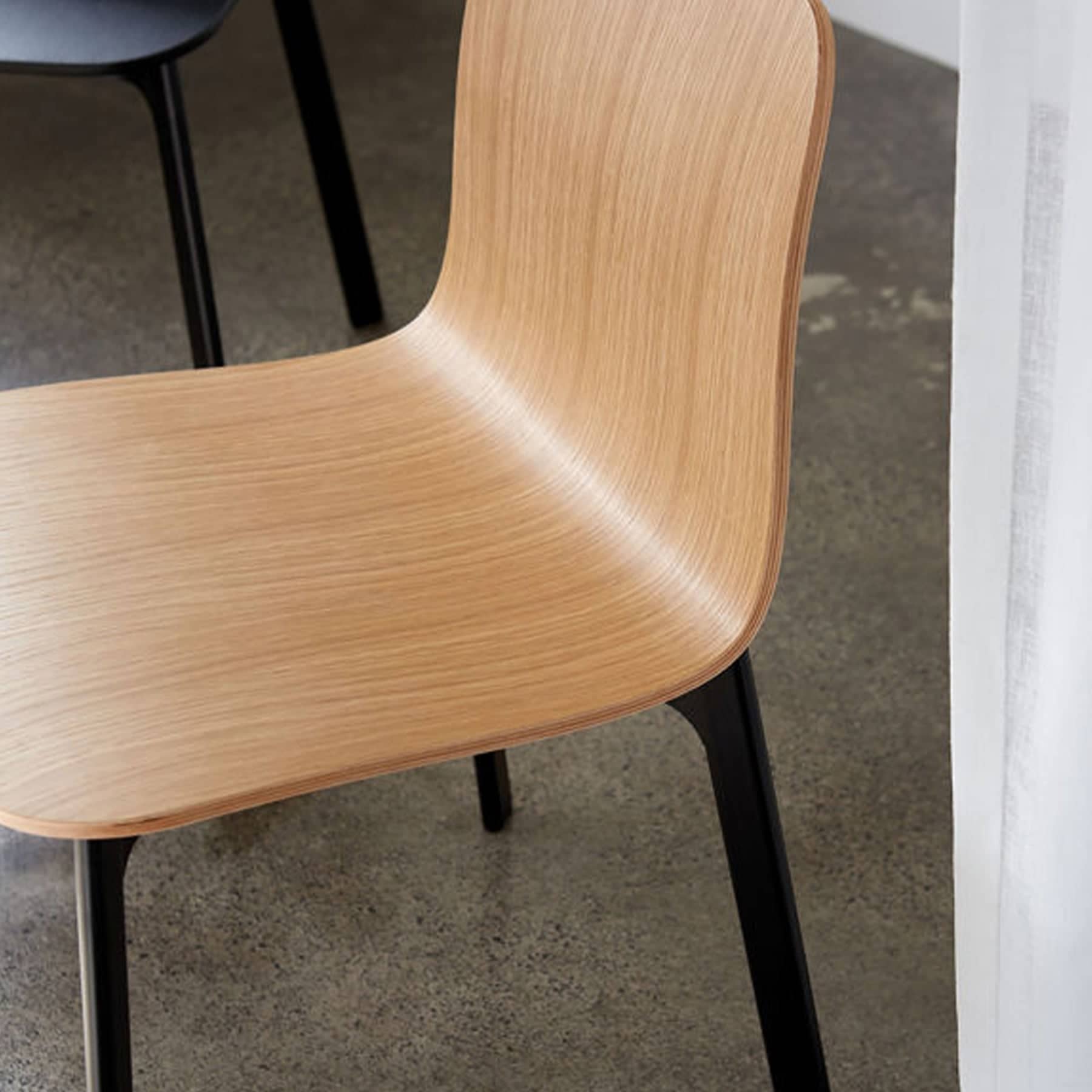 Aspen Chair w/Metal Legs - Oak