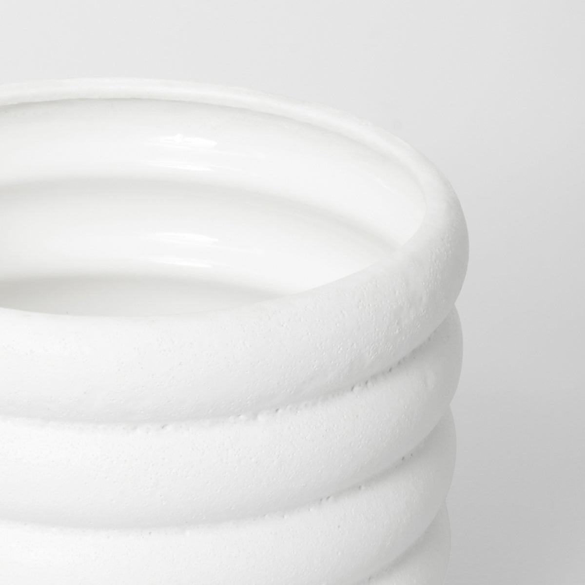 Alder Planter Large - Snow