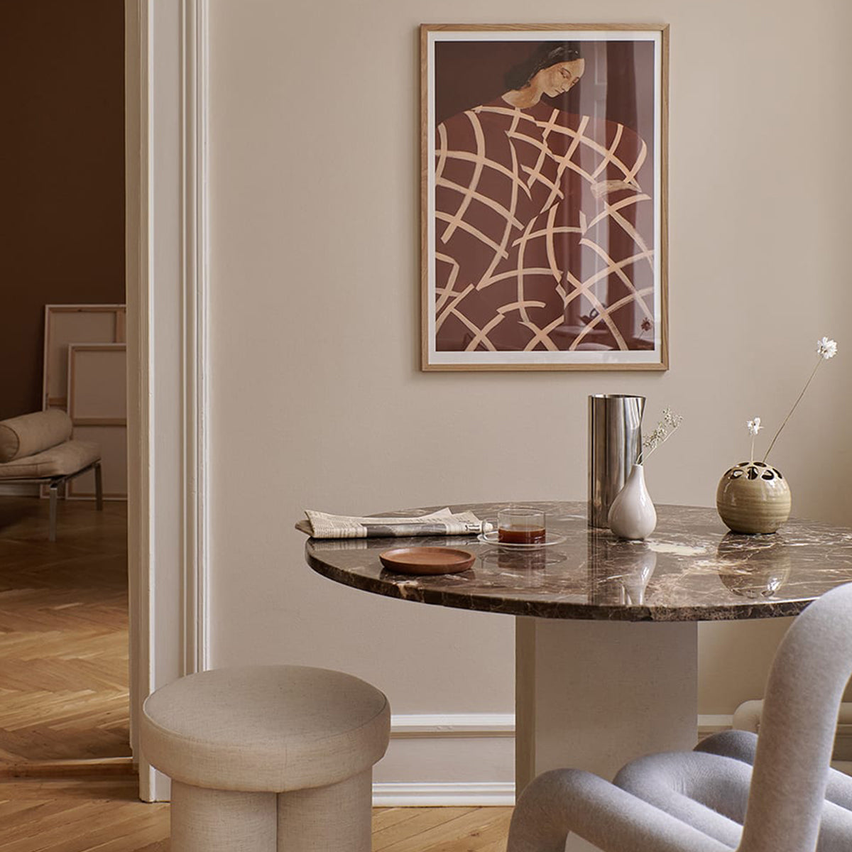 Waiting At Art Et Metiers Print 70Cm x 100Cm