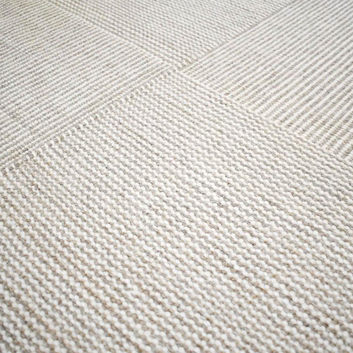 Braid Box Rug - Natural 200cm x 290cm