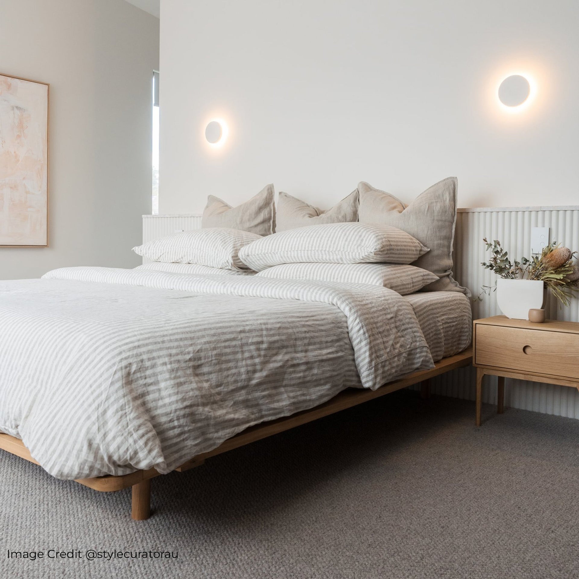 Serene King Bed Base - Oak